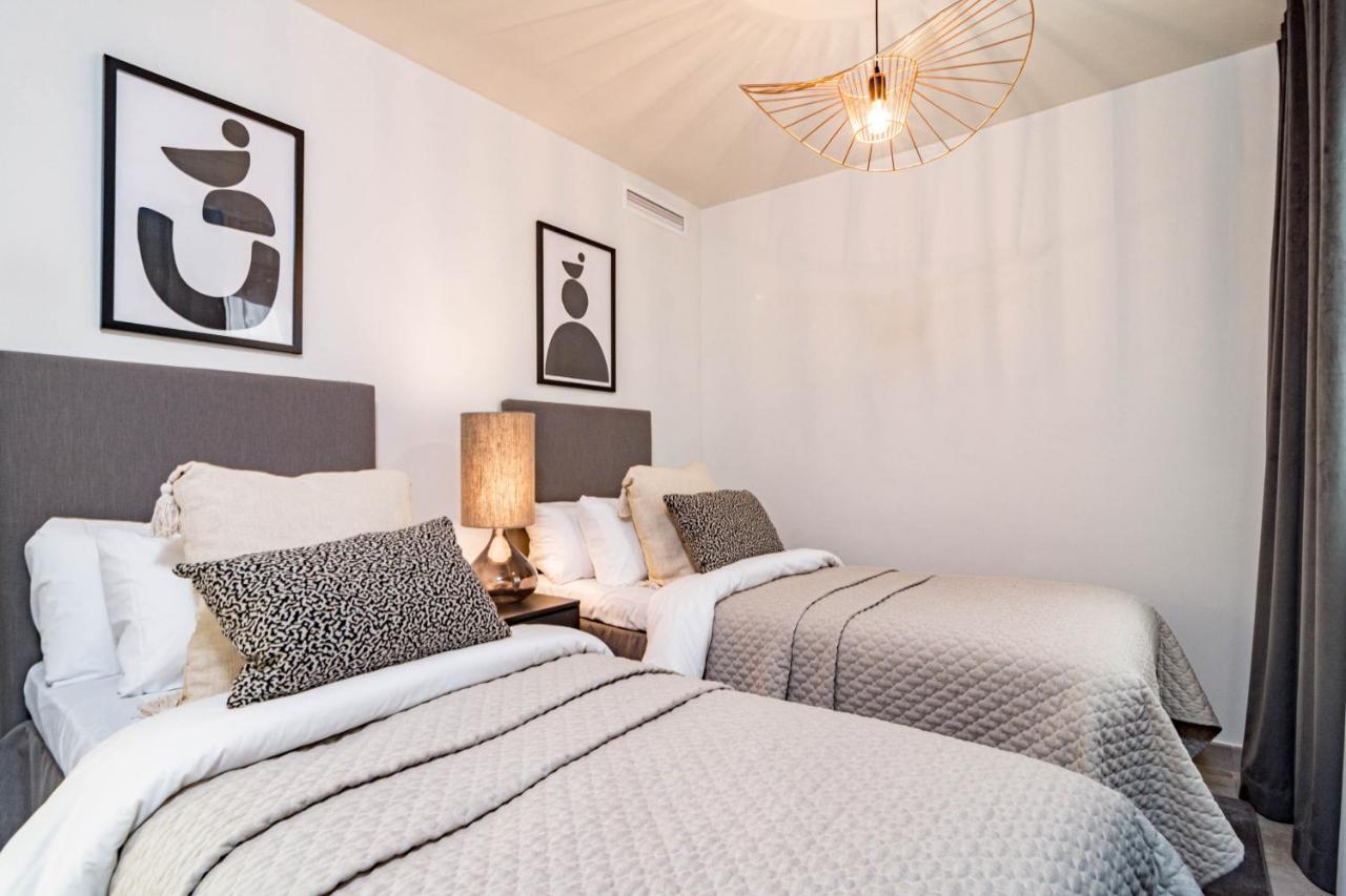 Inf32L- Modern City Apartment, Families Only Estepona Exterior foto